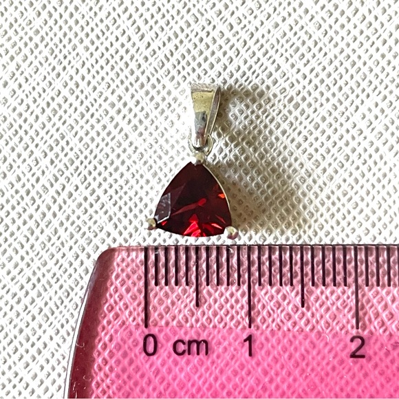 GARNET Red Earrings and Pendant - Picture 6 of 6